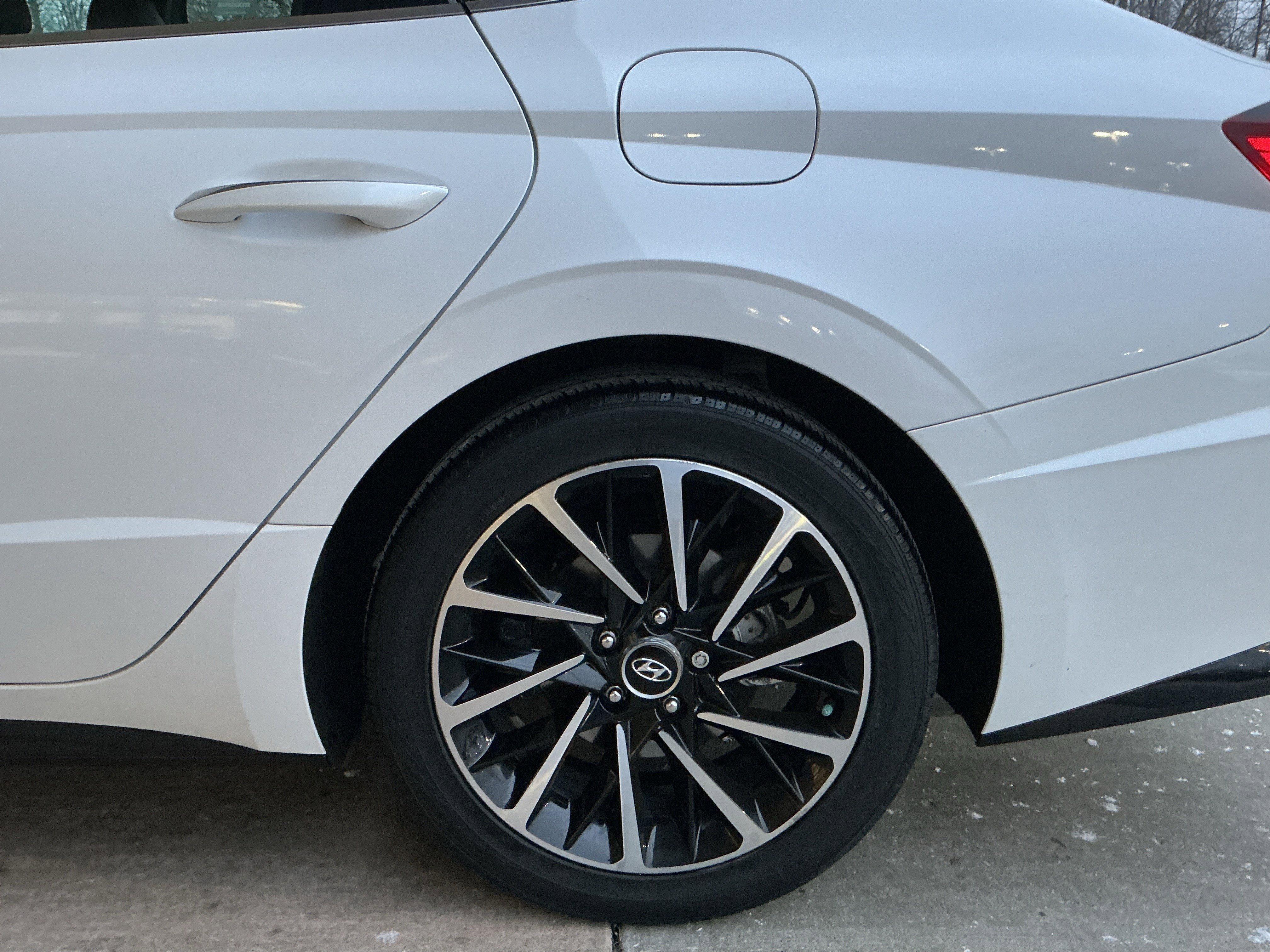 Used 2020 Hyundai Sonata SEL Plus w/ Tech Package image 23