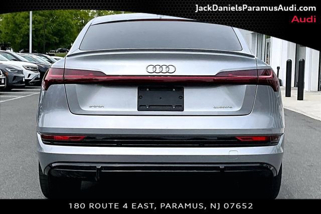 Used 2023 Audi e-tron Premium w/ Convenience Plus Package AWD/4WD image 4