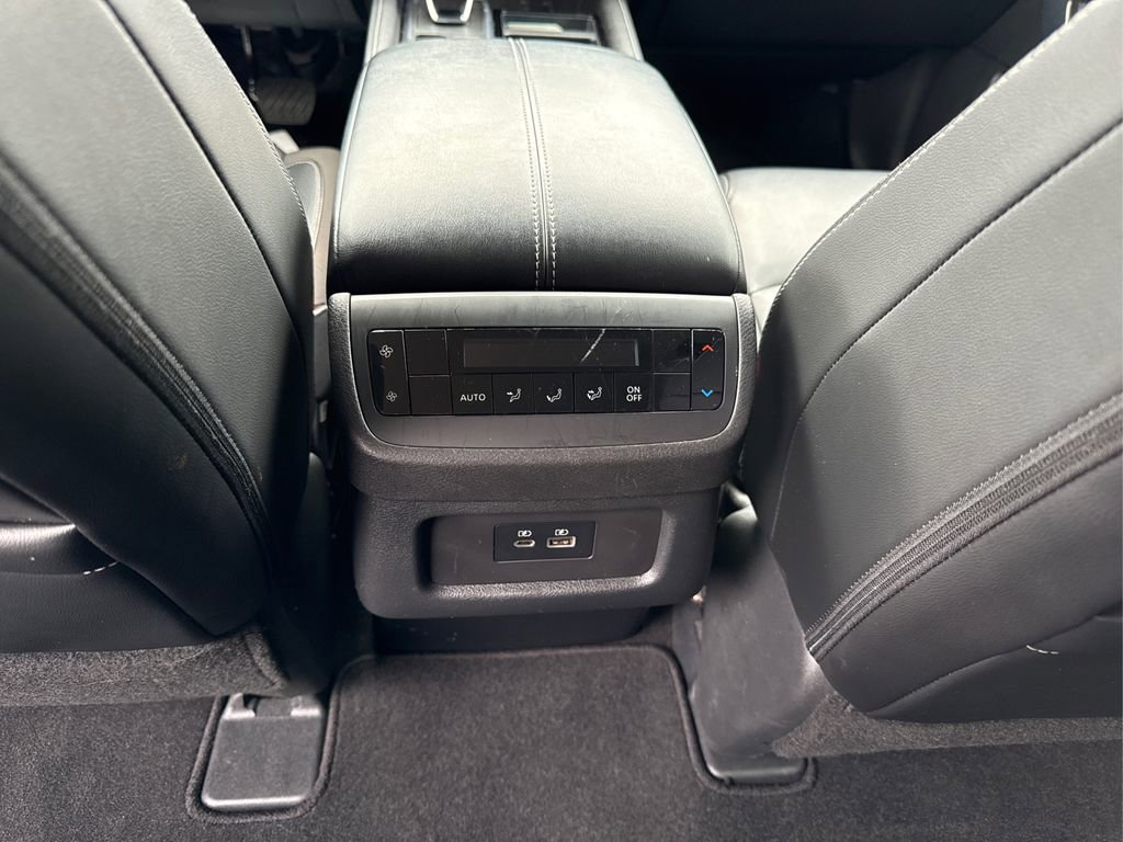 Used 2023 Nissan Pathfinder SL w/ Lighting Package (N92) AWD/4WD image 36