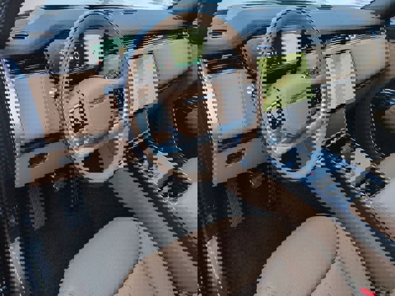 New 2026 Land Rover Range Rover SE image 2