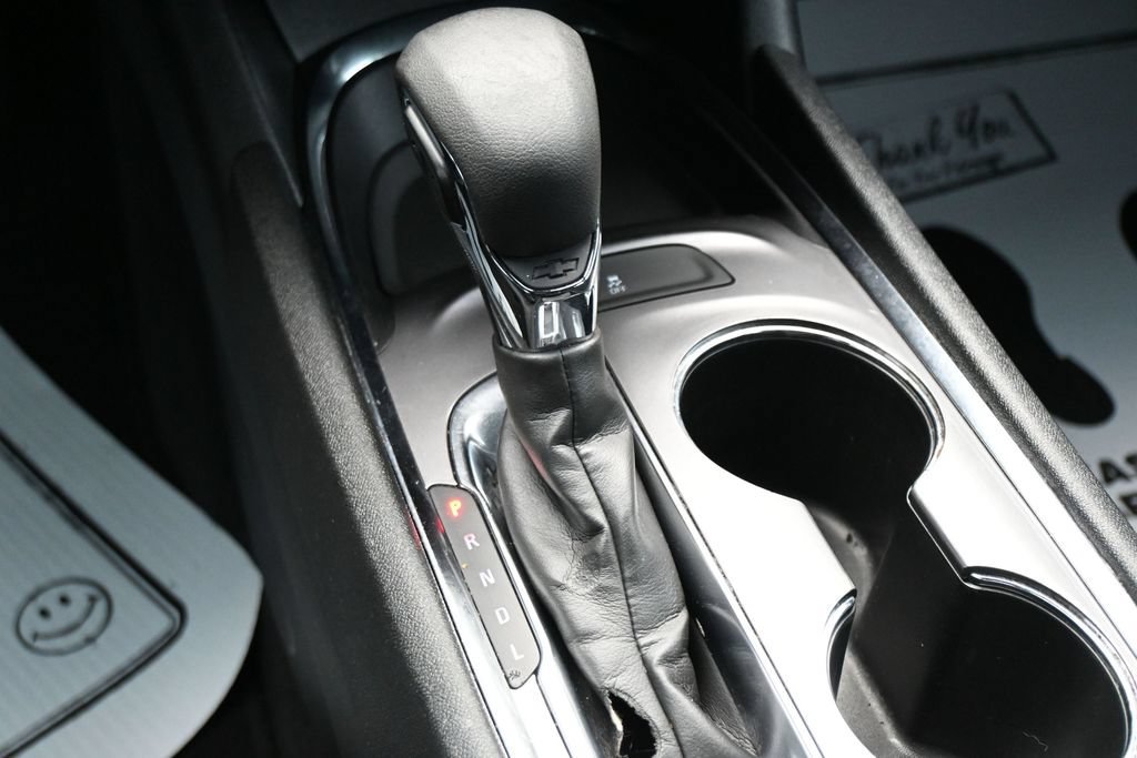 Used 2023 Chevrolet Malibu LT FWD image 21