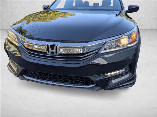 Used 2017 Honda Accord Sport Special Edition image 9