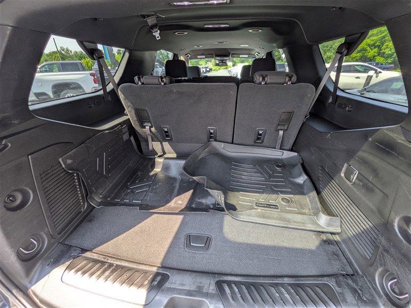 Used 2023 Chevrolet Suburban LS image 21