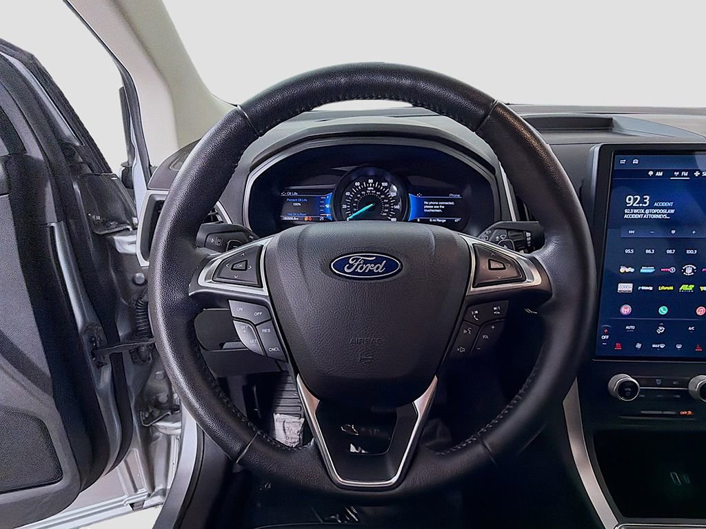 Used 2022 Ford Edge SEL w/ Convenience Package image 27