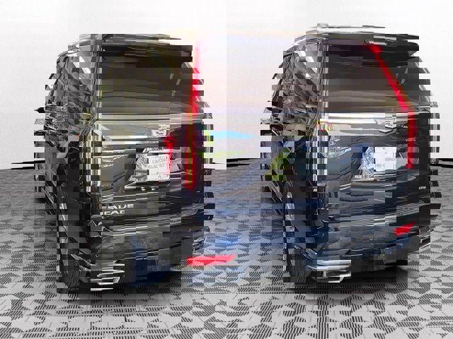 Certified 2023 Cadillac Escalade Luxury image 4