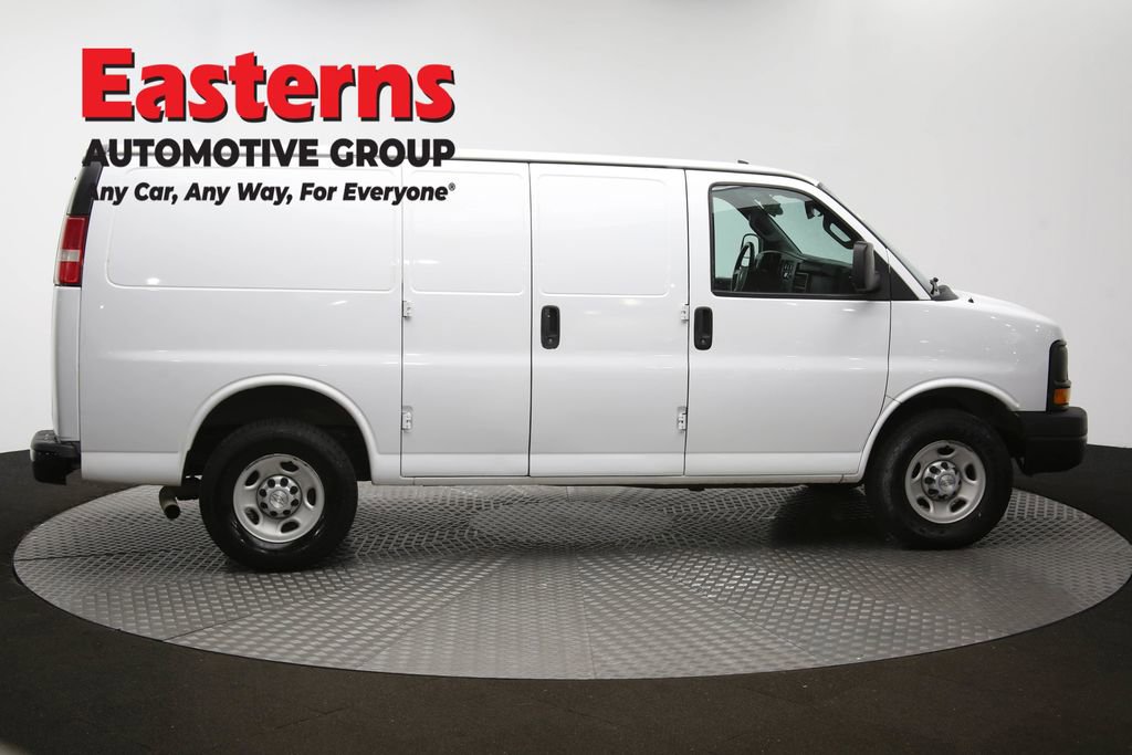 Used 2017 Chevrolet Express 2500 image 44