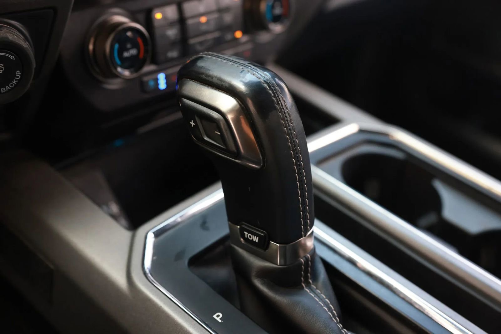 Used 2018 Ford F150 Raptor w/ Equipment Group 802A Luxury AWD/4WD image 40