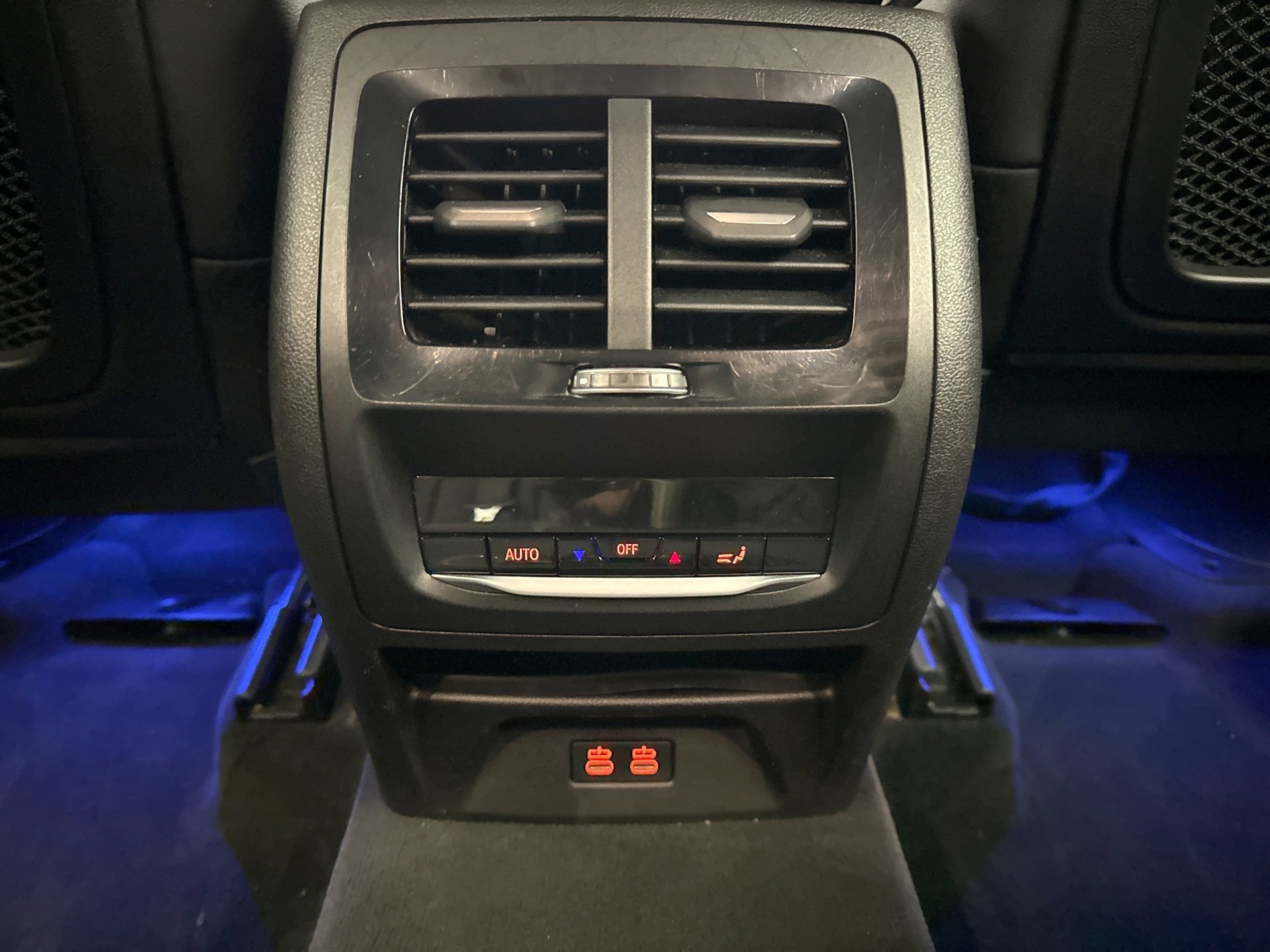 Used 2023 BMW X3 xDrive30i w/ Premium Package image 22