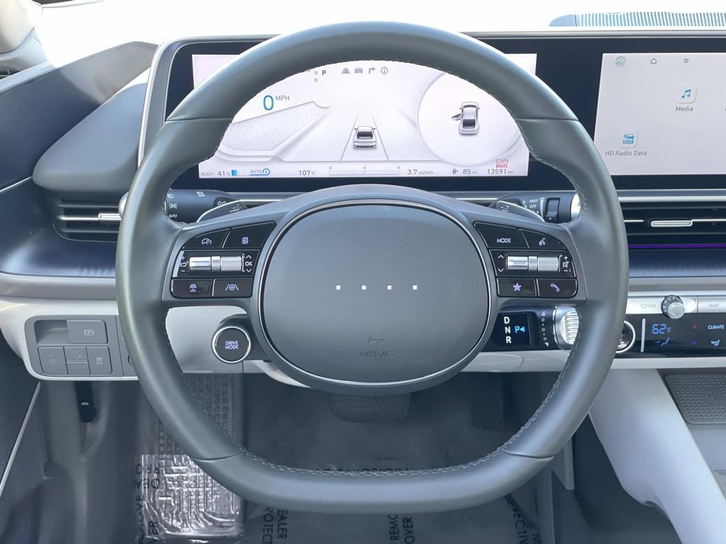 Used 2025 Hyundai Ioniq 6 SEL image 21