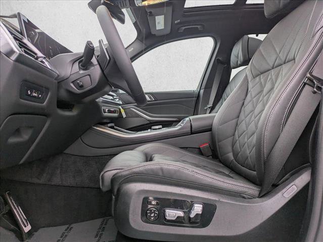 Used 2026 BMW X5 xDrive40i w/ M Sport Package image 4