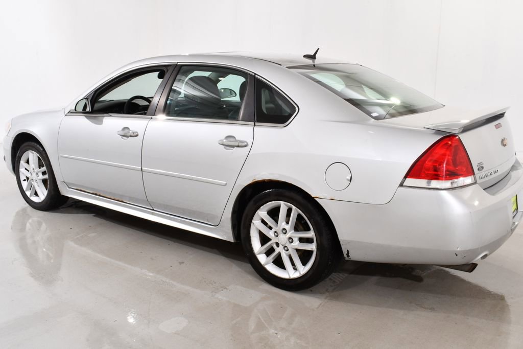 Used 2012 Chevrolet Impala LTZ FWD image 15