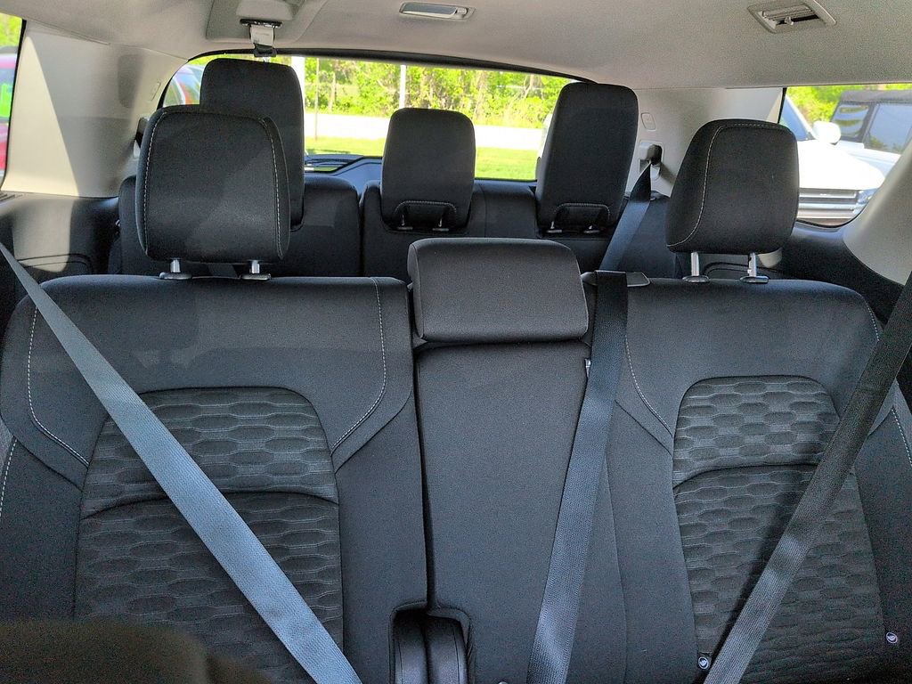 Used 2023 Nissan Pathfinder S AWD/4WD image 8