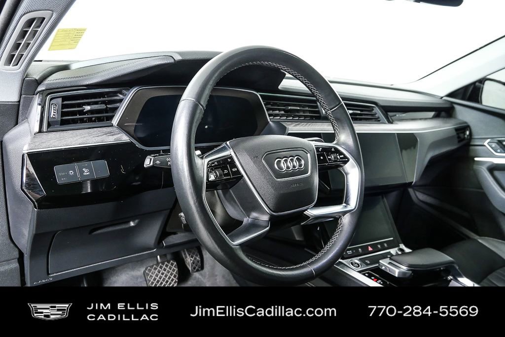 Used 2021 Audi e-tron Premium image 4