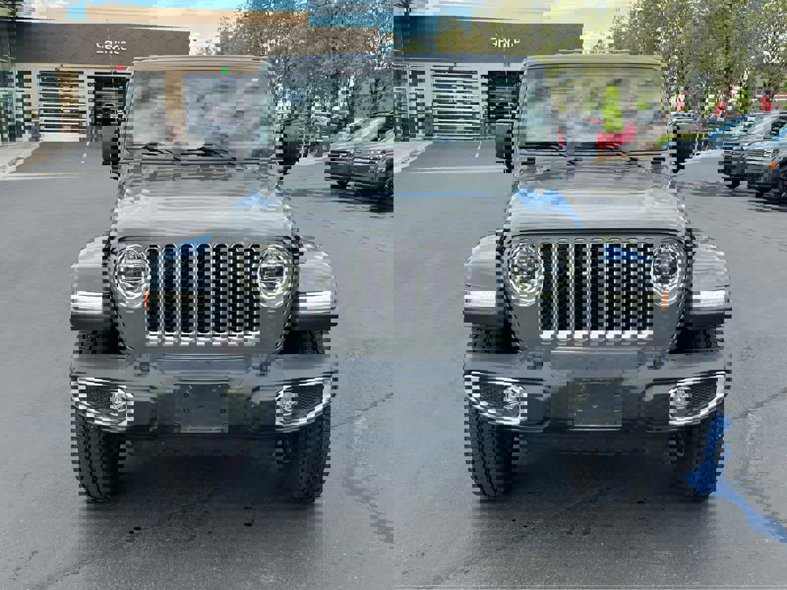 Used 2021 Jeep Gladiator Overland w/ Popular Equipment Package image 3