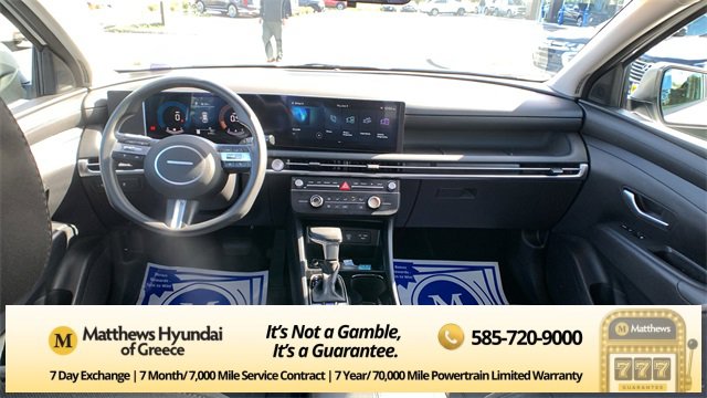 Certified 2025 Hyundai Tucson SE image 19