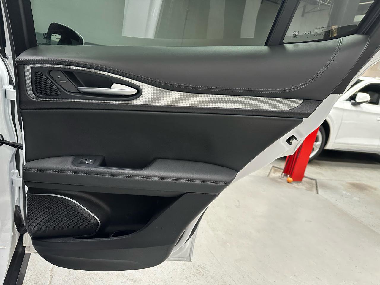 Used 2019 Alfa Romeo Stelvio Ti Sport w/ Quick Order Package 22S Sport image 10