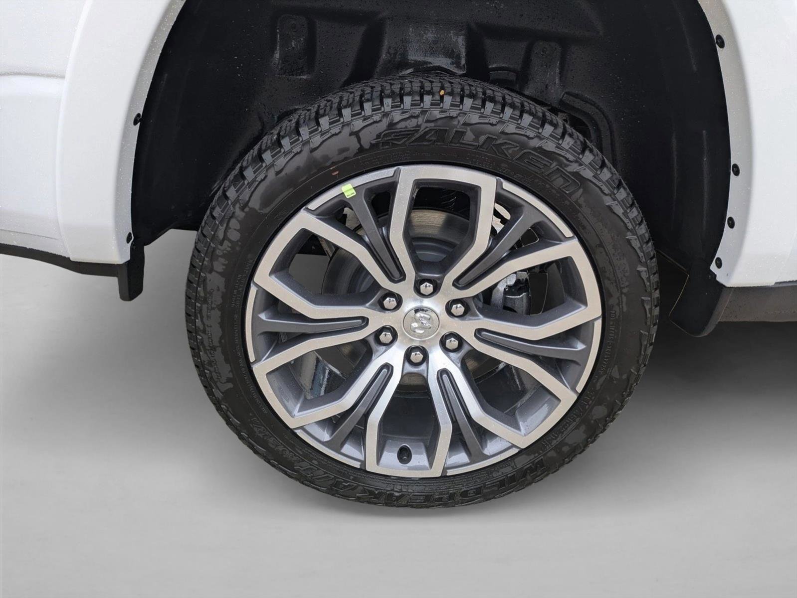 Used 2026 RAM 1500 Tungsten w/ Off Road Group AWD/4WD image 8