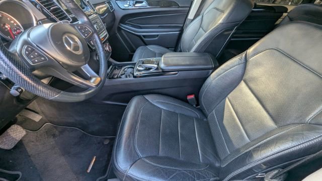 Used 2017 Mercedes-Benz GLS 550 4MATIC image 17