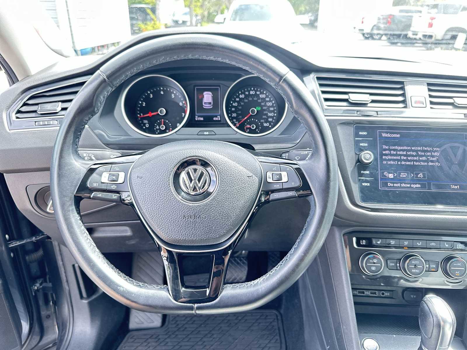 Used 2019 Volkswagen Tiguan SE FWD image 20