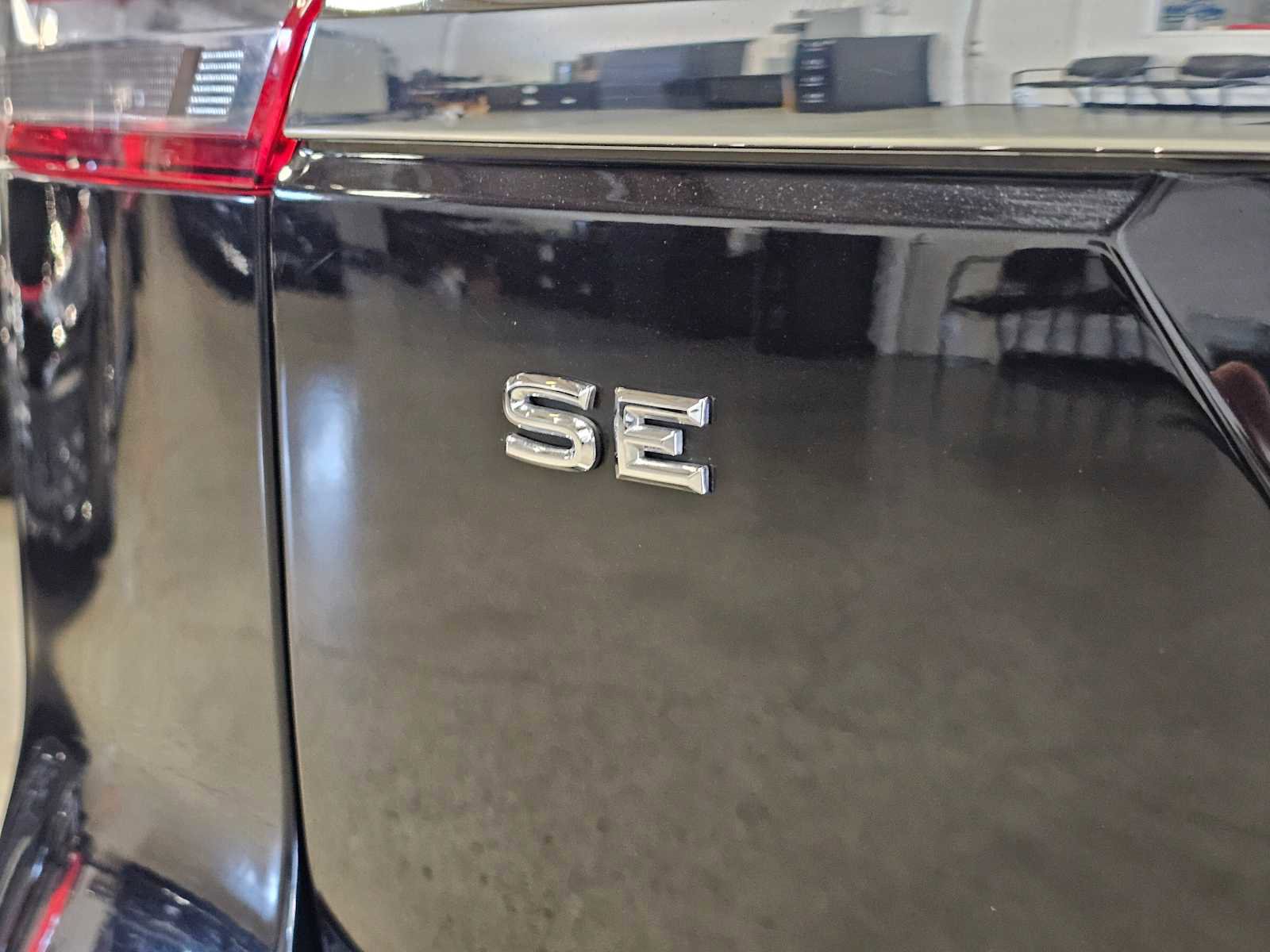 Used 2018 Volkswagen Atlas SE AWD/4WD image 15