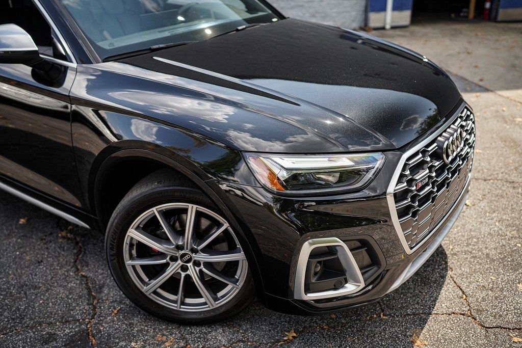 Used 2023 Audi SQ5 Premium w/ Convenience Package image 7