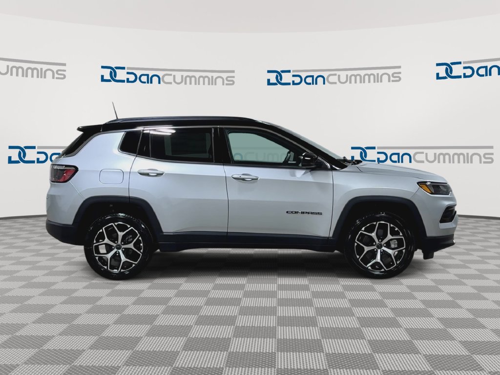 New 2026 Jeep Compass Limited AWD/4WD image 9