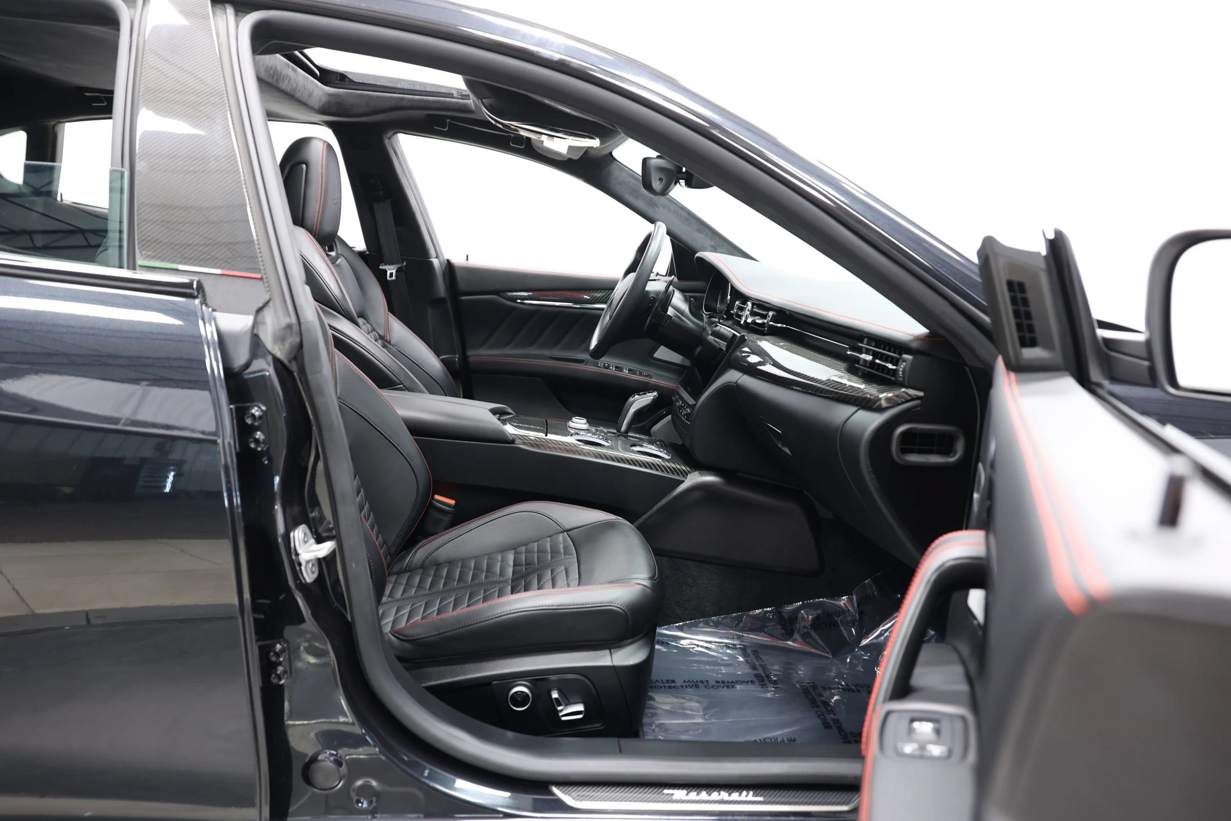 Used 2022 Maserati Quattroporte Trofeo RWD image 88