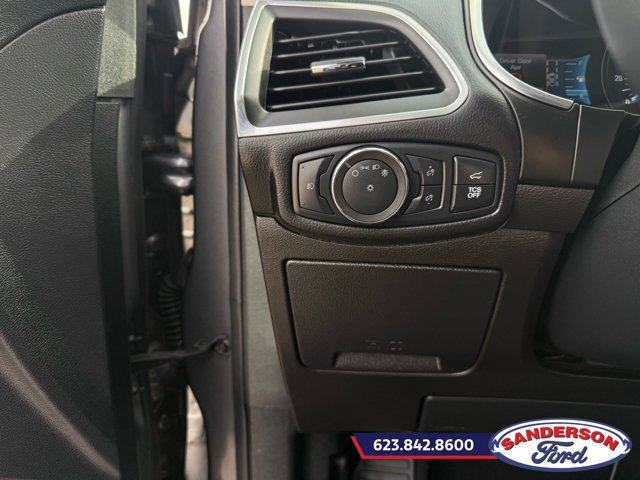 Certified 2021 Ford Edge Titanium AWD/4WD image 12
