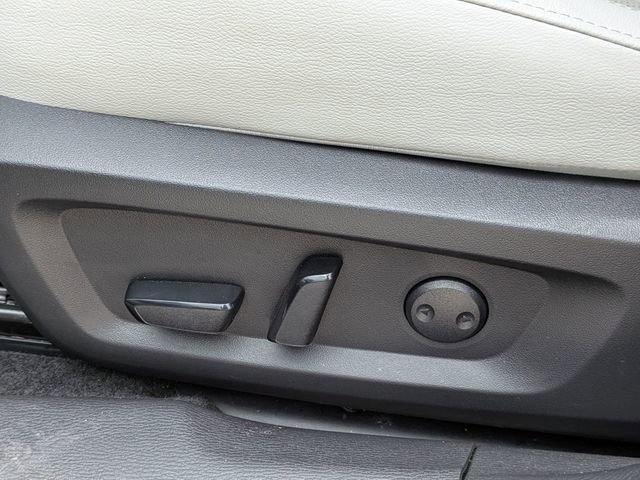 New 2025 Mitsubishi Outlander AWD image 23
