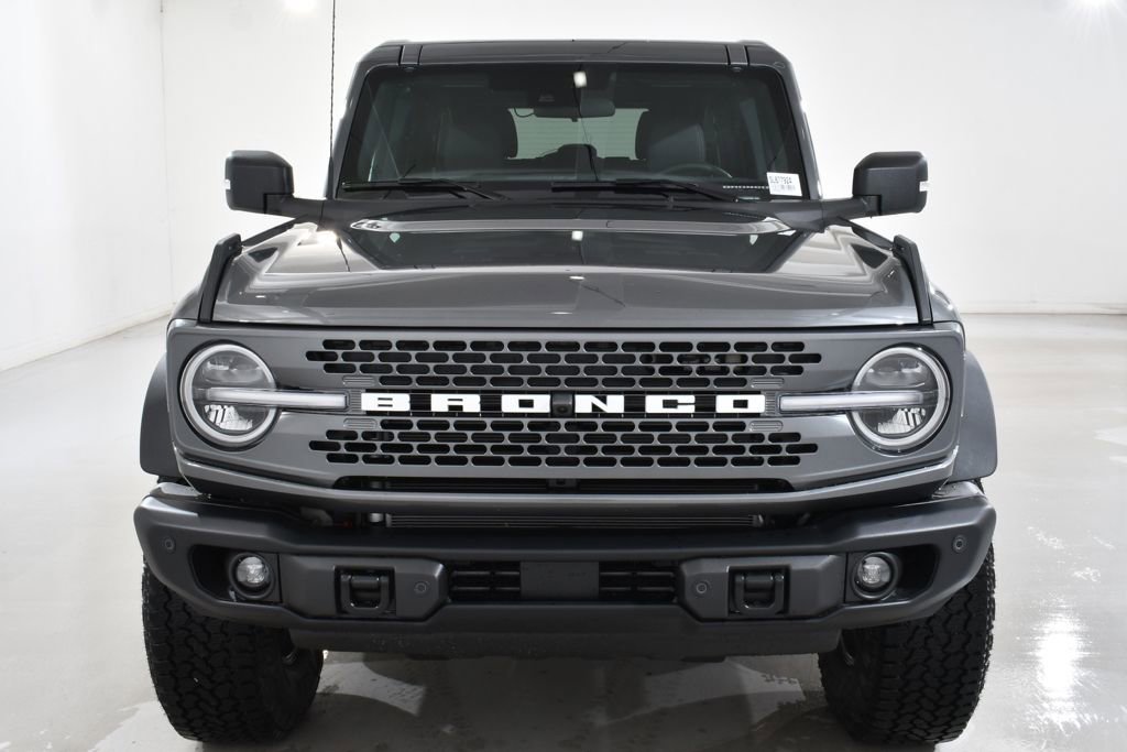 New 2025 Ford Bronco Badlands image 3