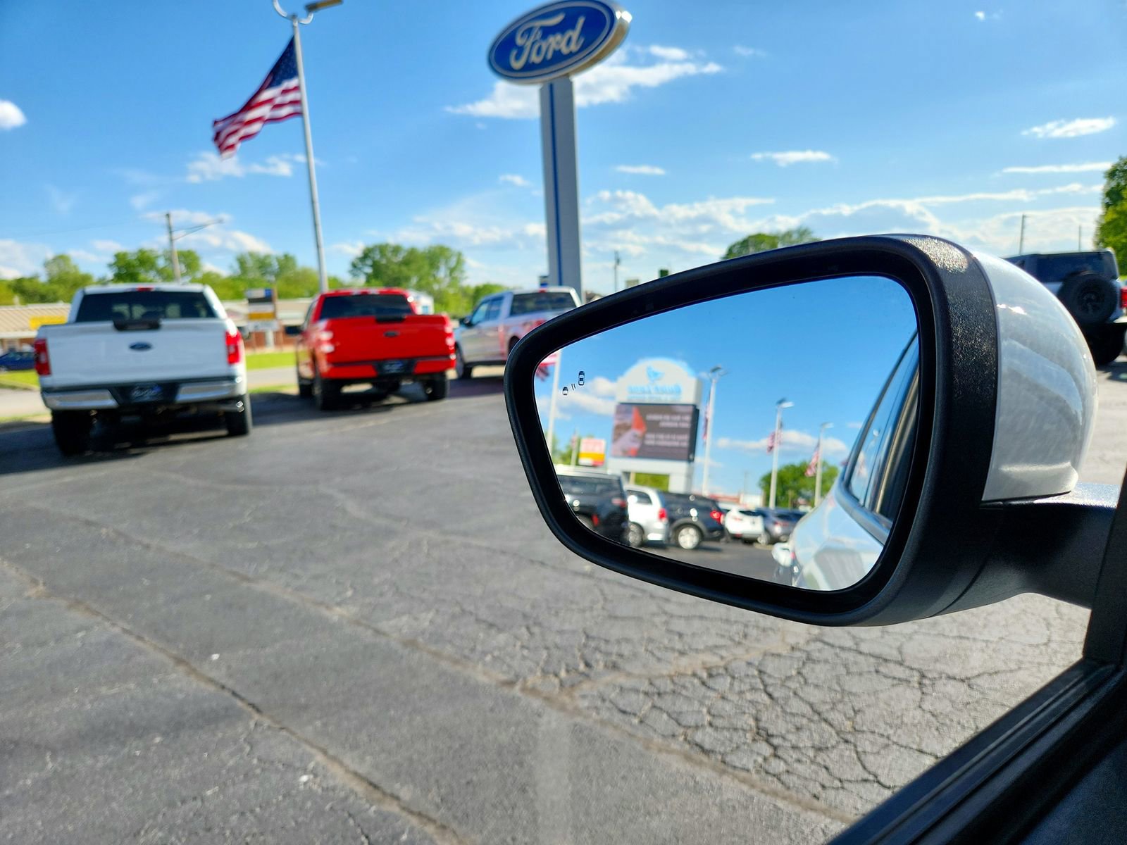 Used 2024 Ford Escape SE FWD image 14