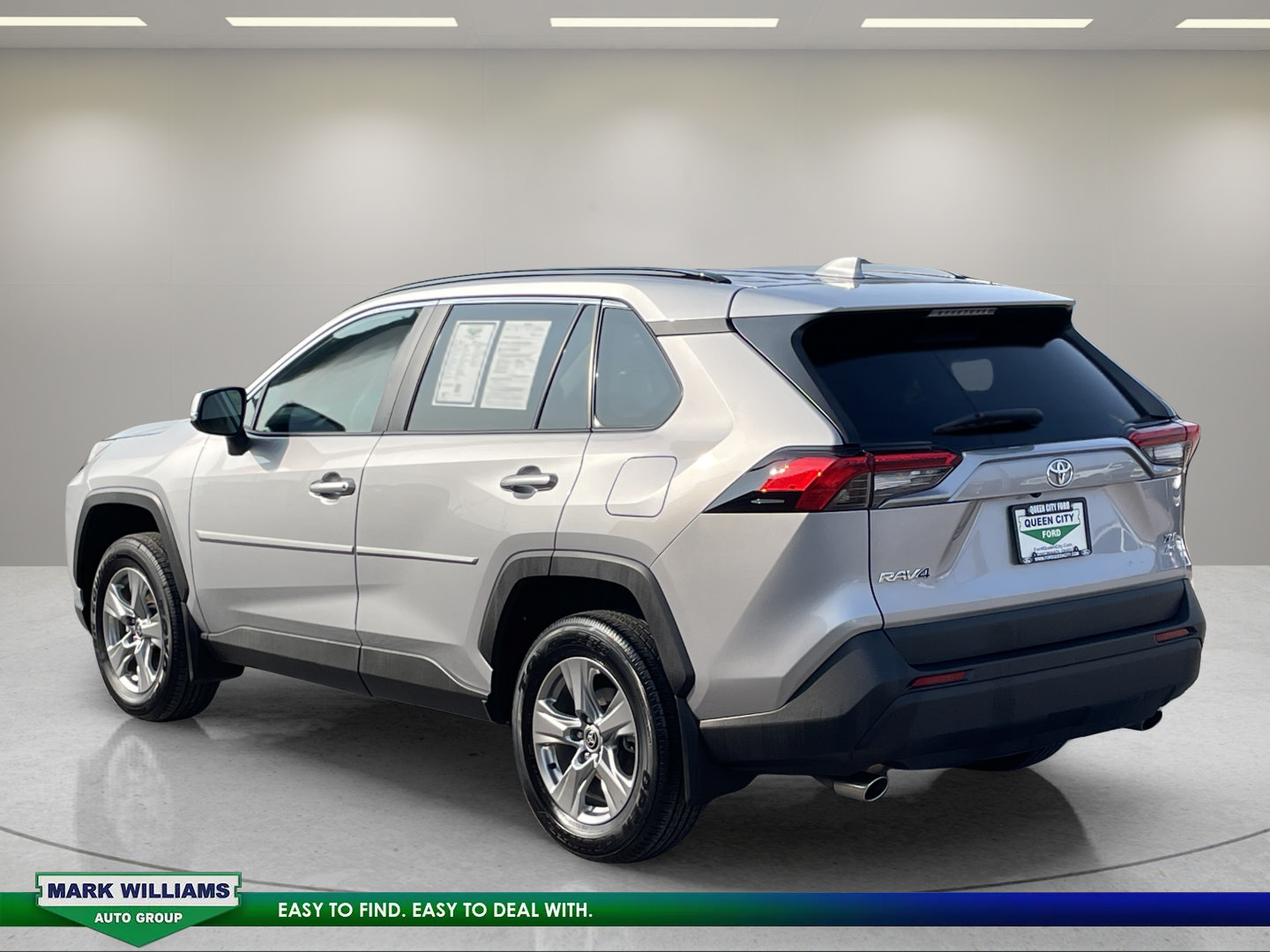 Used 2024 Toyota RAV4 XLE w/ Convenience Package AWD/4WD image 6