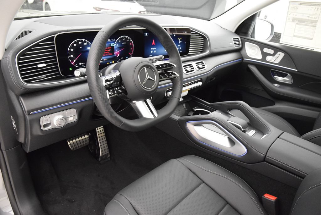 New 2026 Mercedes-Benz GLS 450 4MATIC image 22
