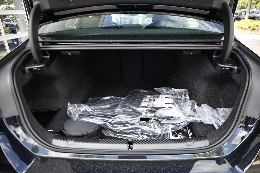 New 2027 BMW 530i w/ M Sport Package RWD image 30