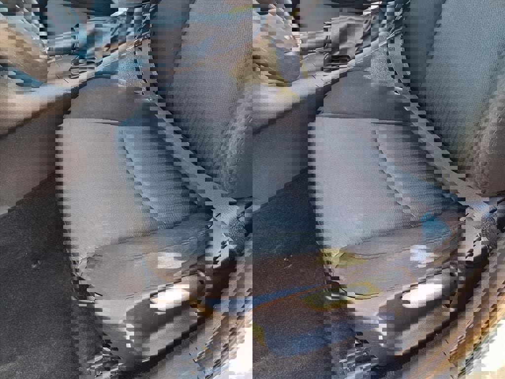 Used 2015 MAZDA MAZDA3 i SV image 23