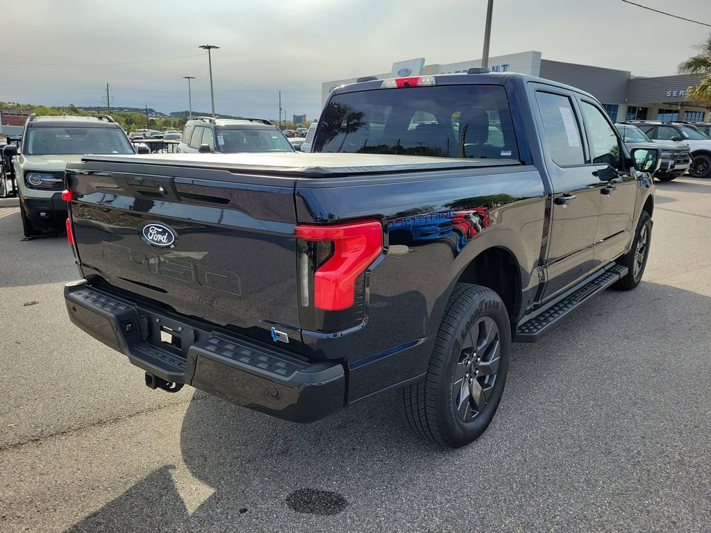 Used 2025 Ford F150 Lightning Flash image 5