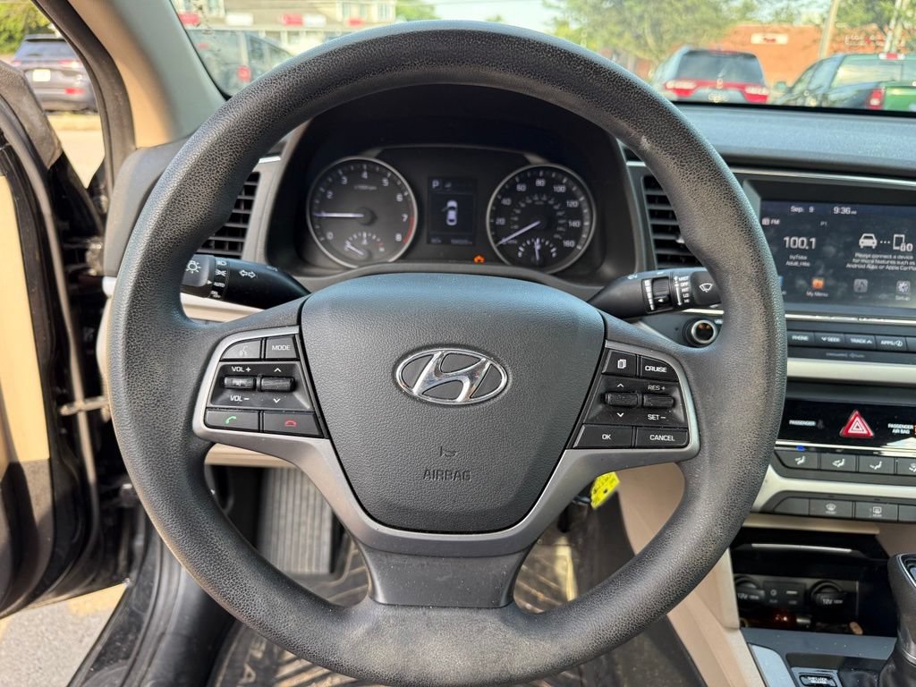 Used 2018 Hyundai Elantra SEL w/ Winter Weather Package FWD image 14