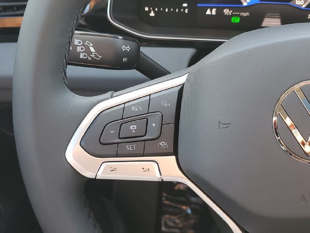 New 2027 Volkswagen Jetta SE FWD image 19