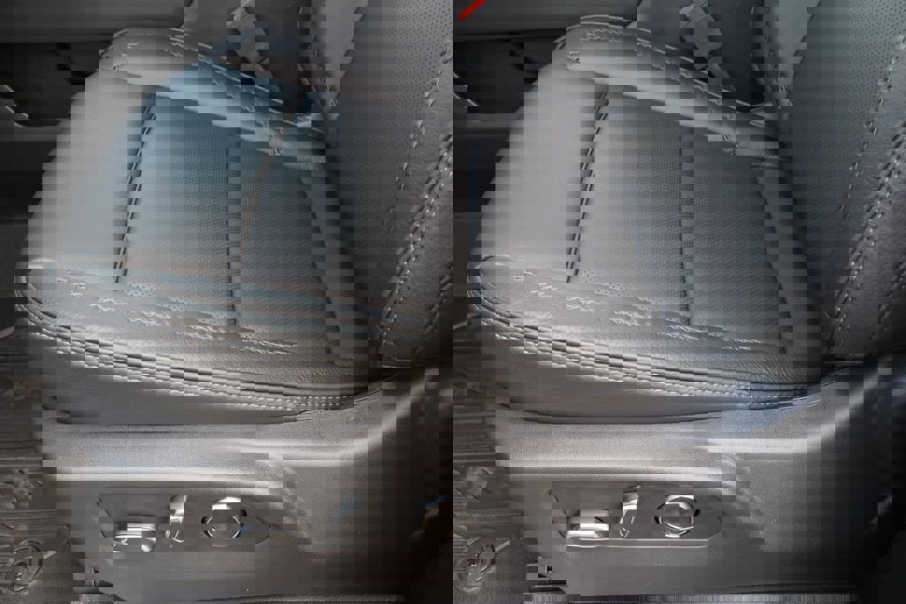 New 2026 GMC Sierra 2500 Denali w/ Denali Reserve Package image 17