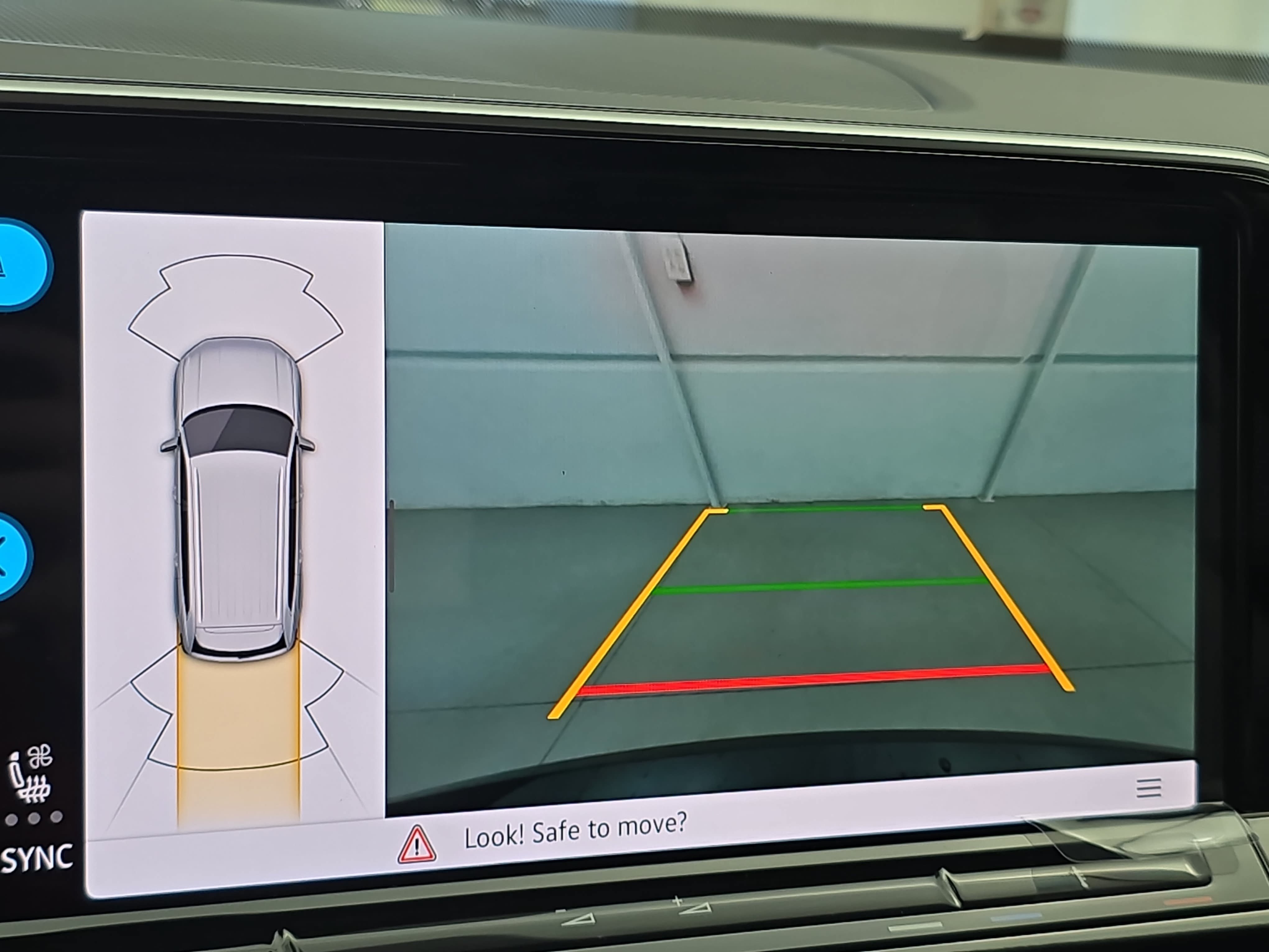 New 2026 Volkswagen Atlas SE FWD image 24