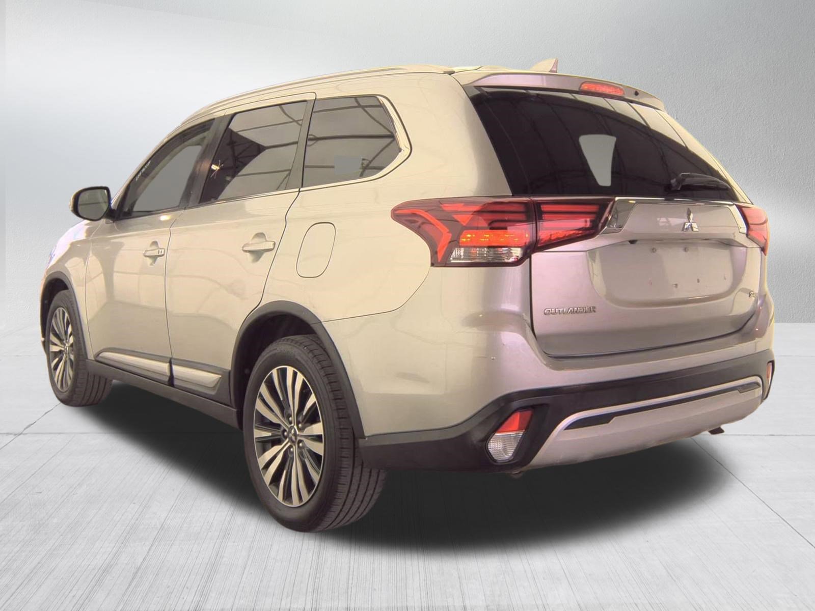Used 2020 Mitsubishi Outlander SEL AWD/4WD image 8