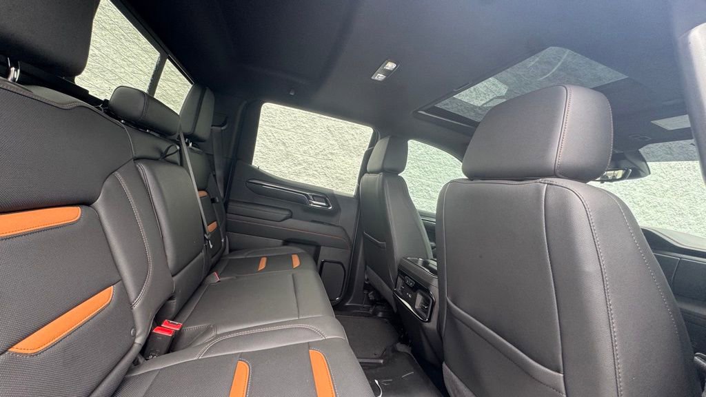 Used 2024 GMC Sierra 1500 AT4 w/ Technology Package image 13