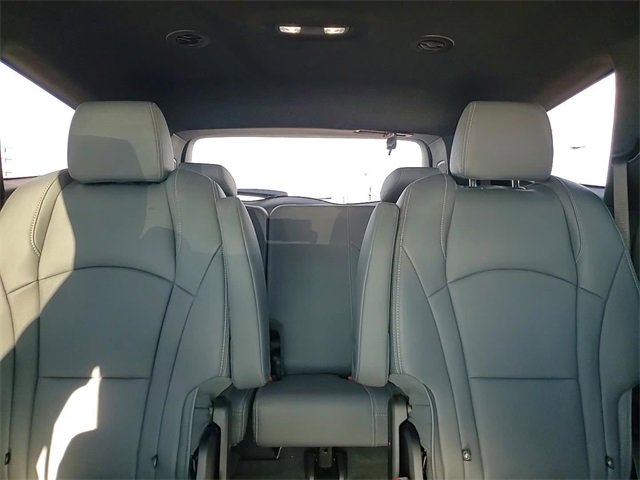 Used 2024 Buick Enclave Premium image 19