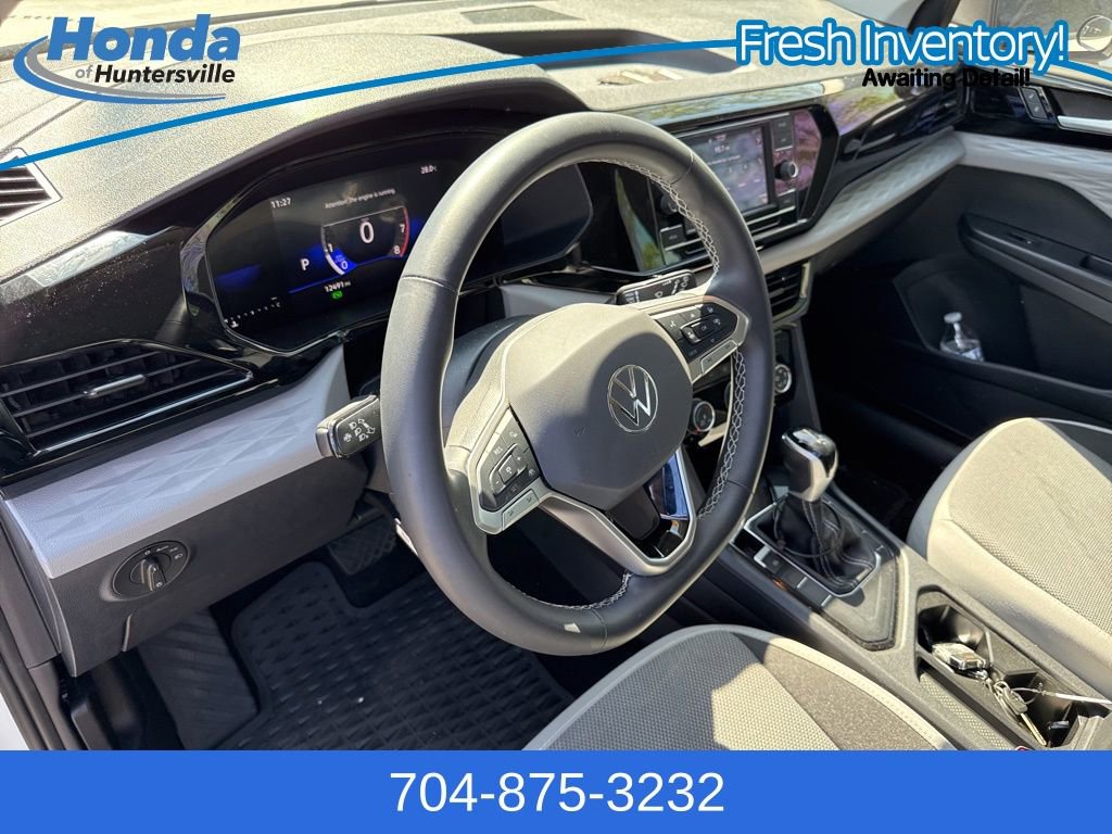 Used 2024 Volkswagen Taos S image 17
