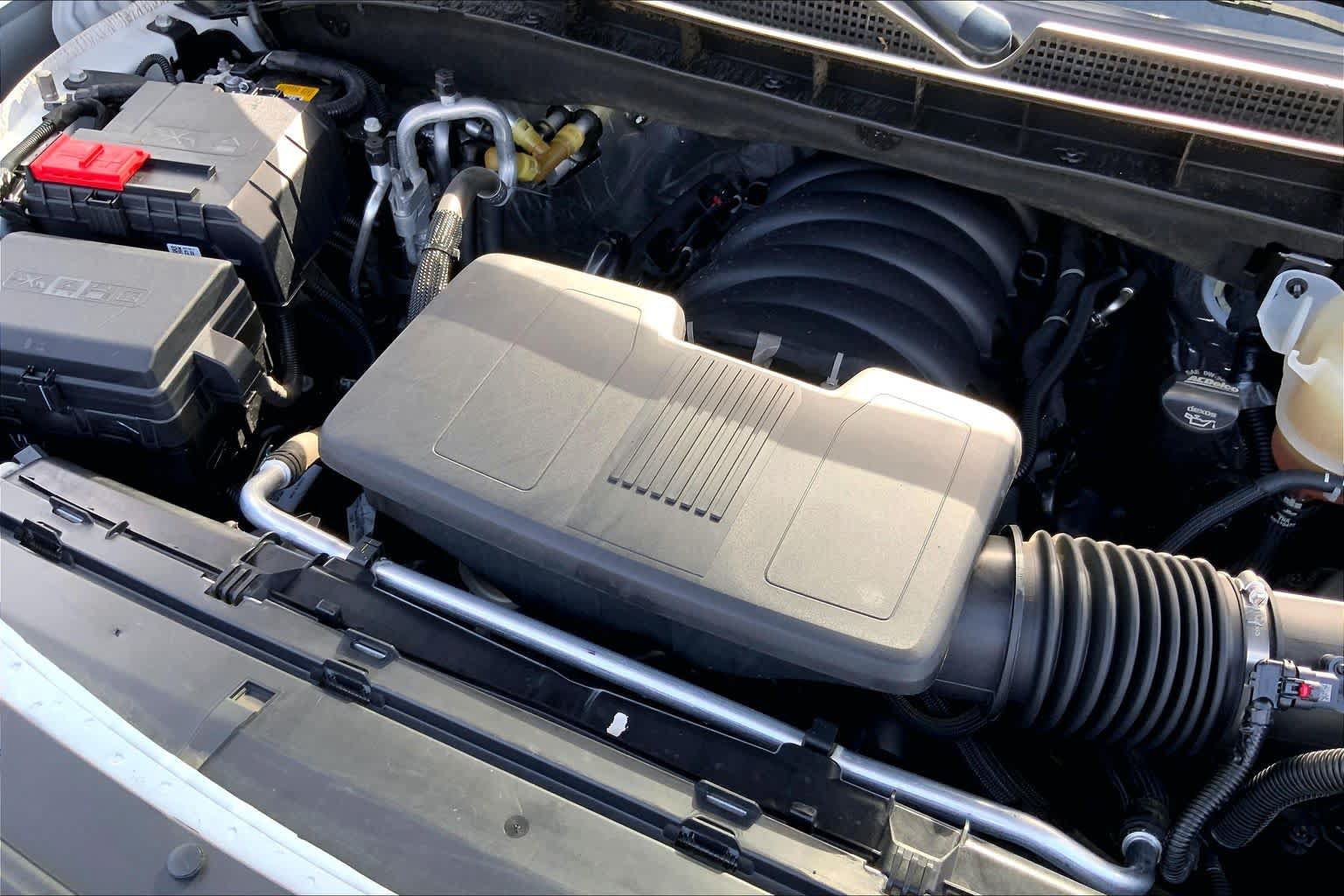 Used 2023 GMC Yukon SLT AWD/4WD image 33