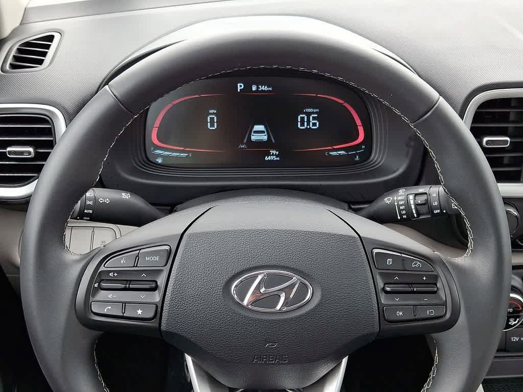 Certified 2025 Hyundai Venue SEL FWD image 18