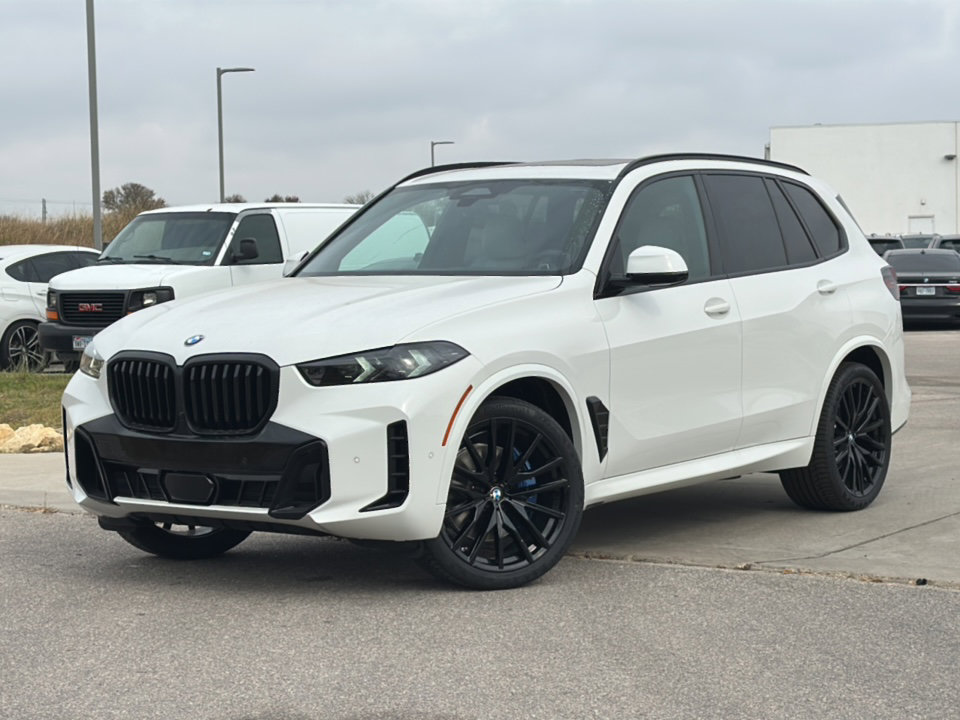New 2026 BMW X5 sDrive40i w/ M Sport Package RWD image 2