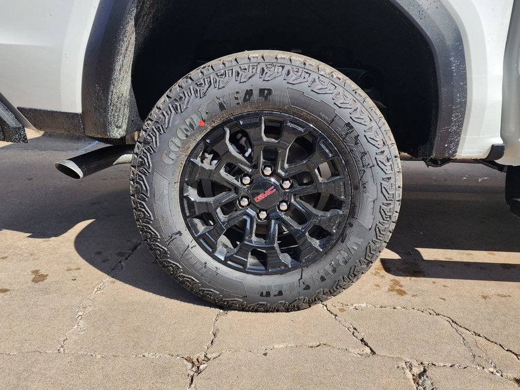 New 2026 GMC Canyon Elevation w/ Convenience Package image 50