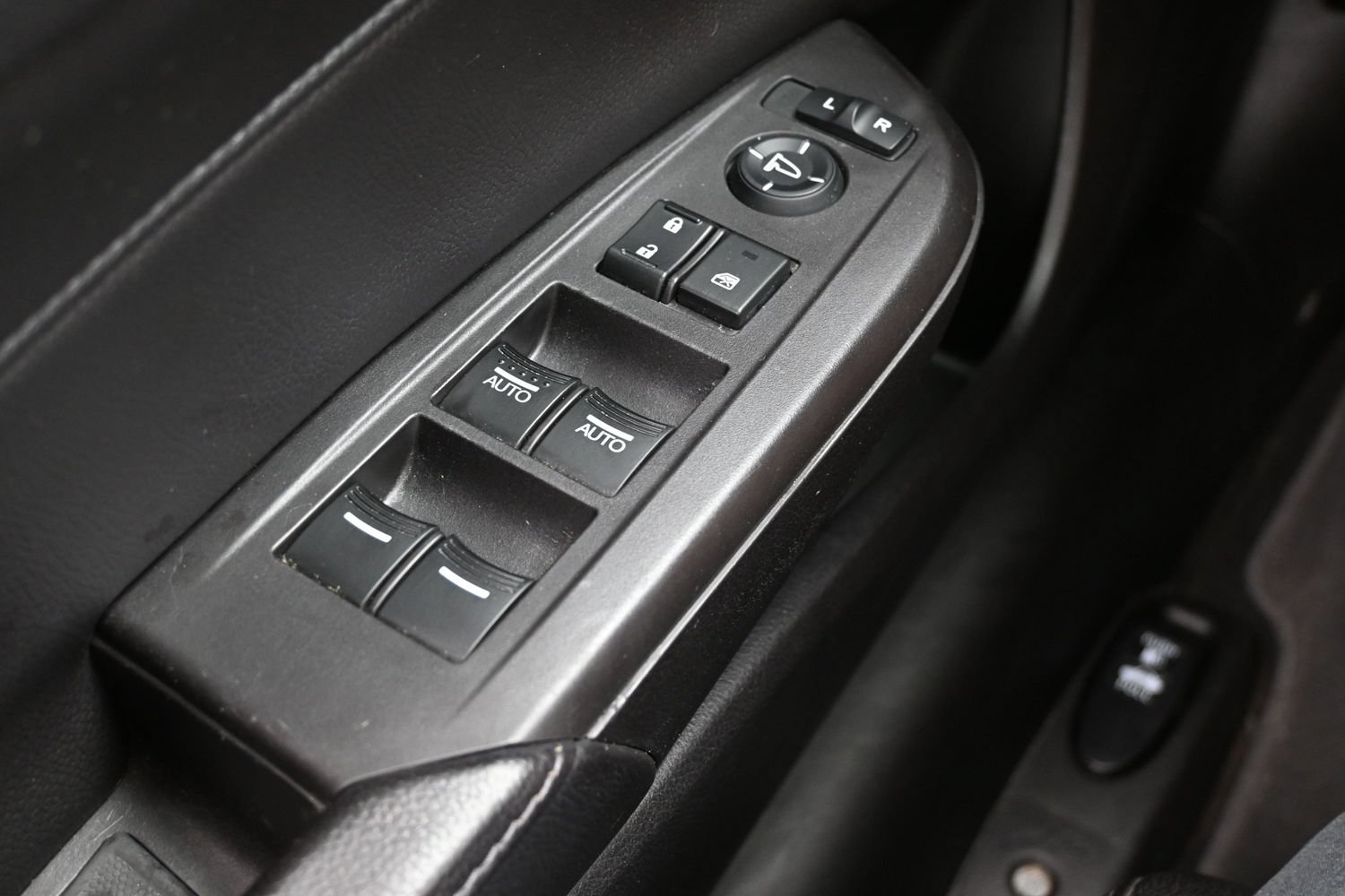 Used 2016 Acura ILX FWD image 25
