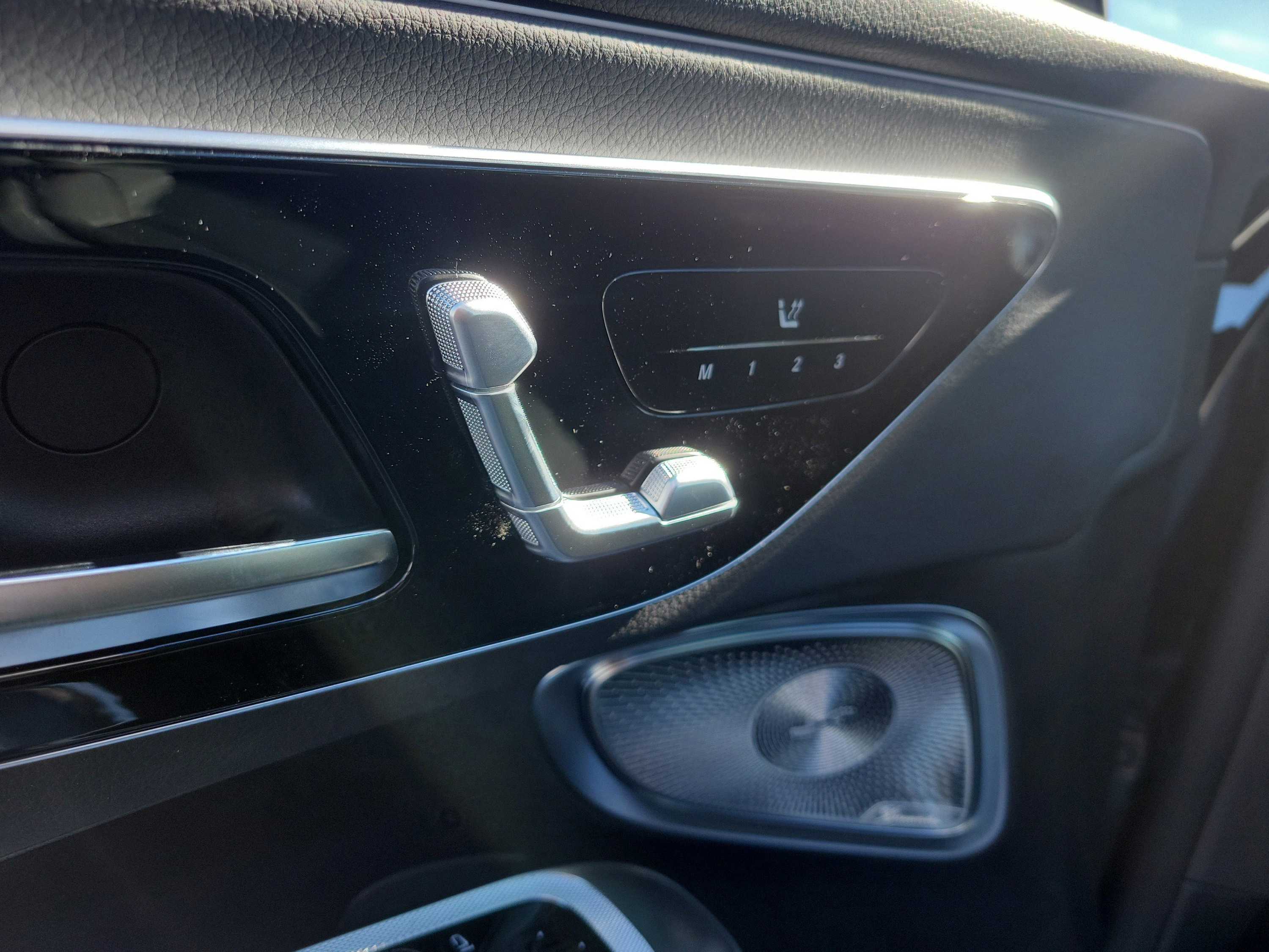 Certified 2026 Mercedes-Benz CLE 300 4MATIC Coupe image 6